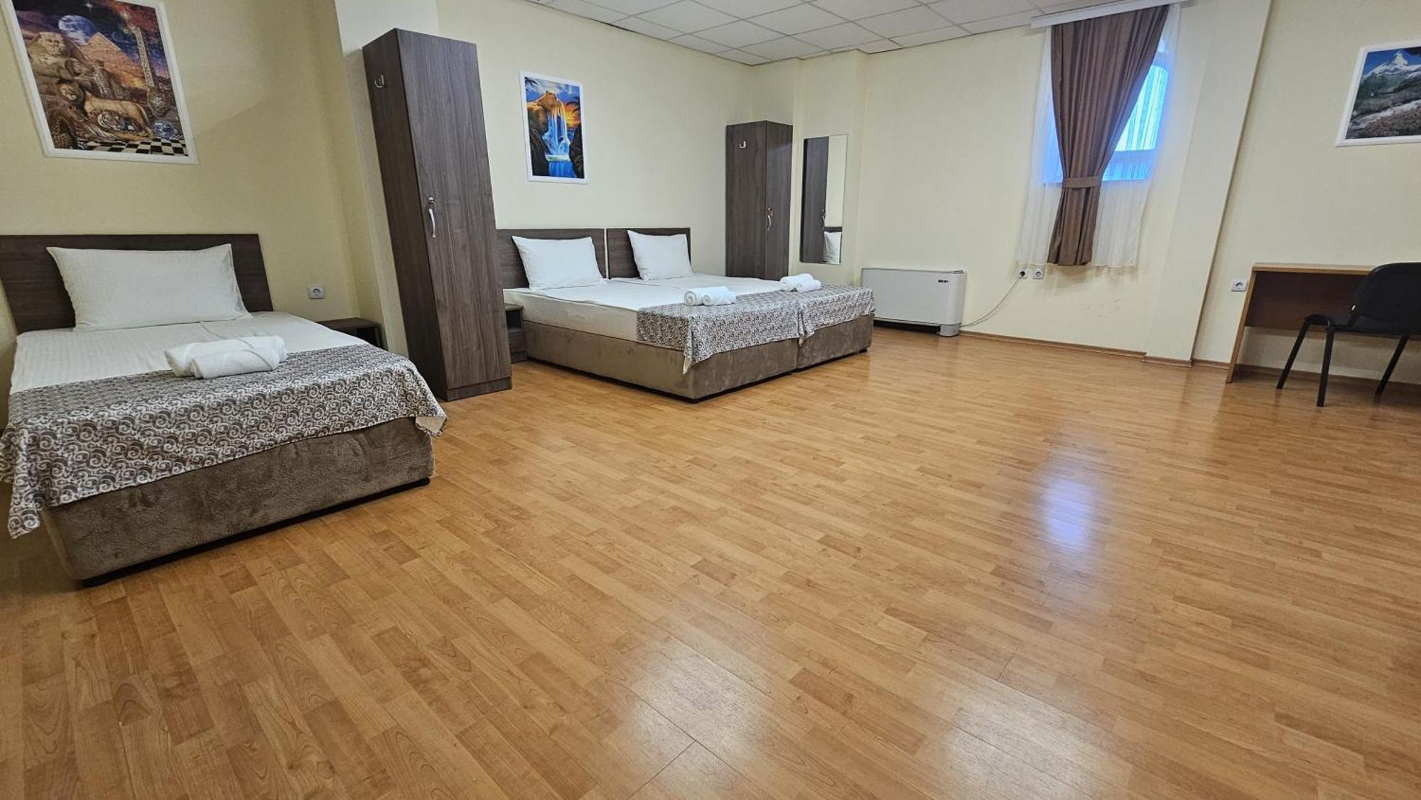 Hostel Canto 鲁塞 外观 照片