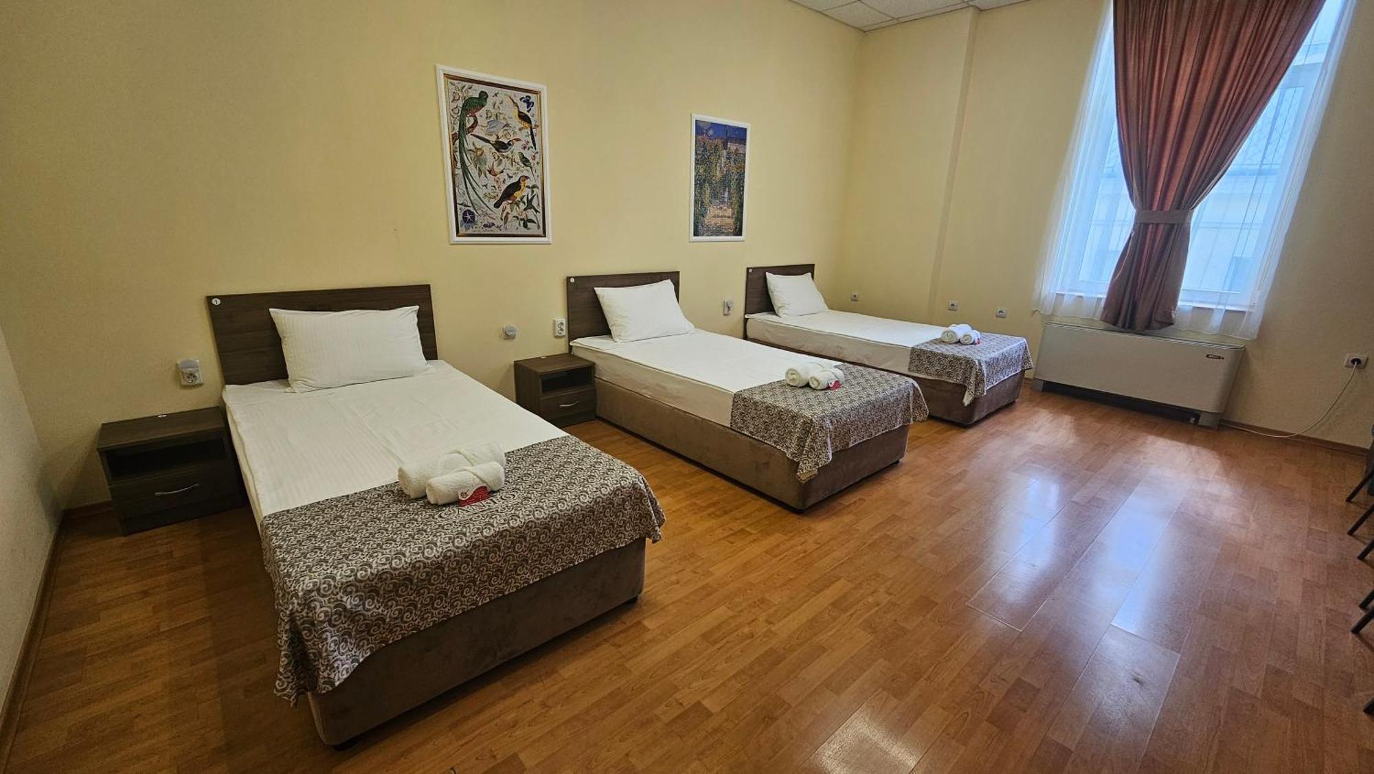 Hostel Canto 鲁塞 外观 照片
